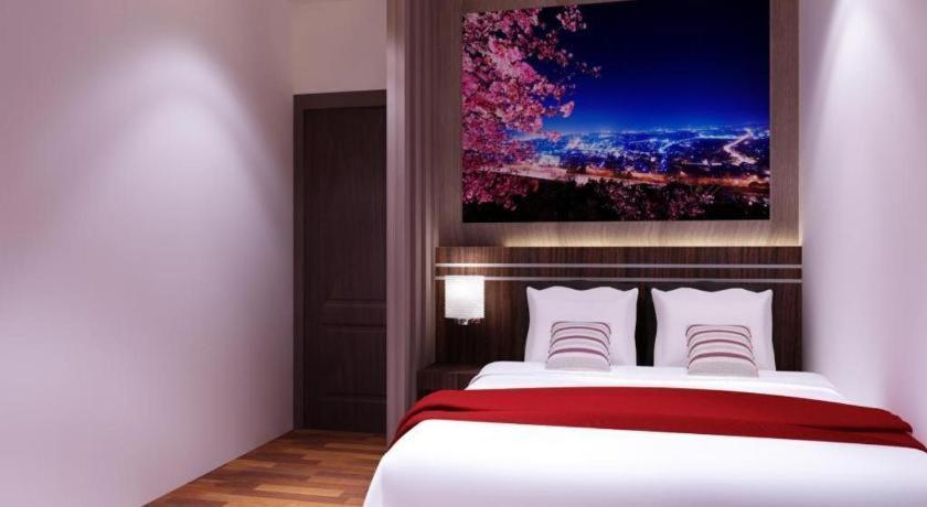 Neotel Hotel City Centre Tanjung Redep Dış mekan fotoğraf