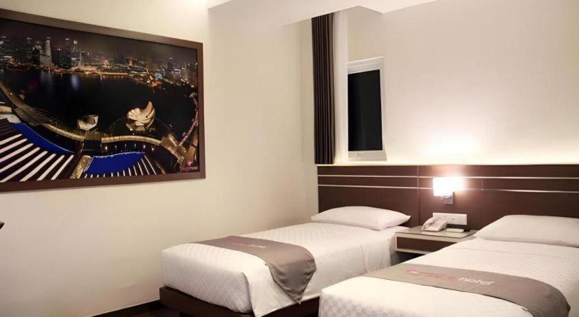 Neotel Hotel City Centre Tanjung Redep Dış mekan fotoğraf