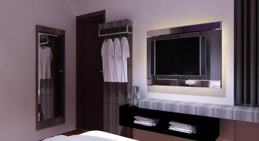Neotel Hotel City Centre Tanjung Redep Dış mekan fotoğraf