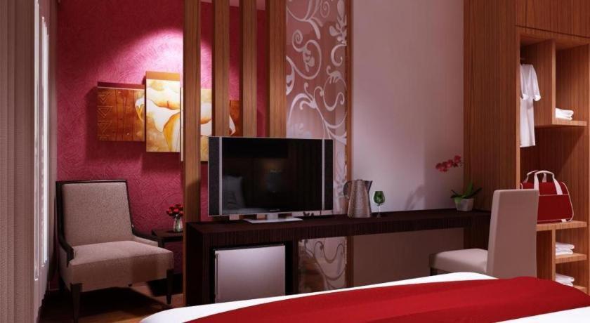 Neotel Hotel City Centre Tanjung Redep Dış mekan fotoğraf