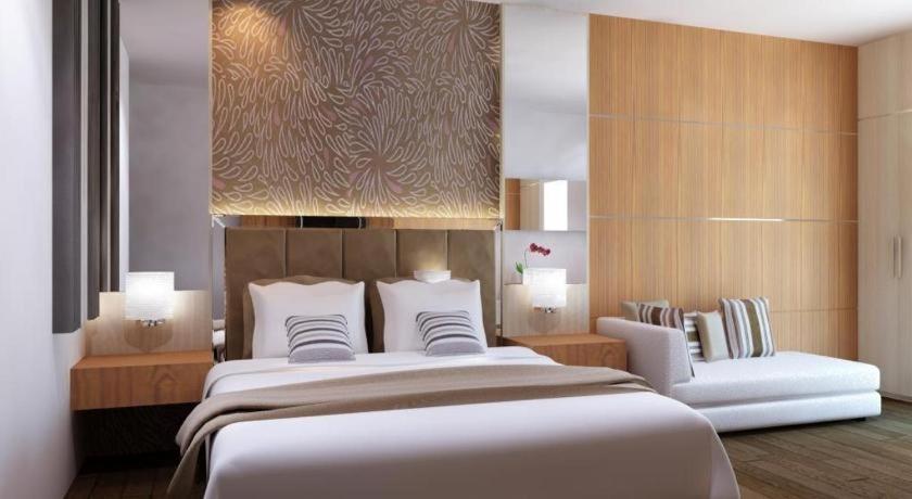 Neotel Hotel City Centre Tanjung Redep Dış mekan fotoğraf