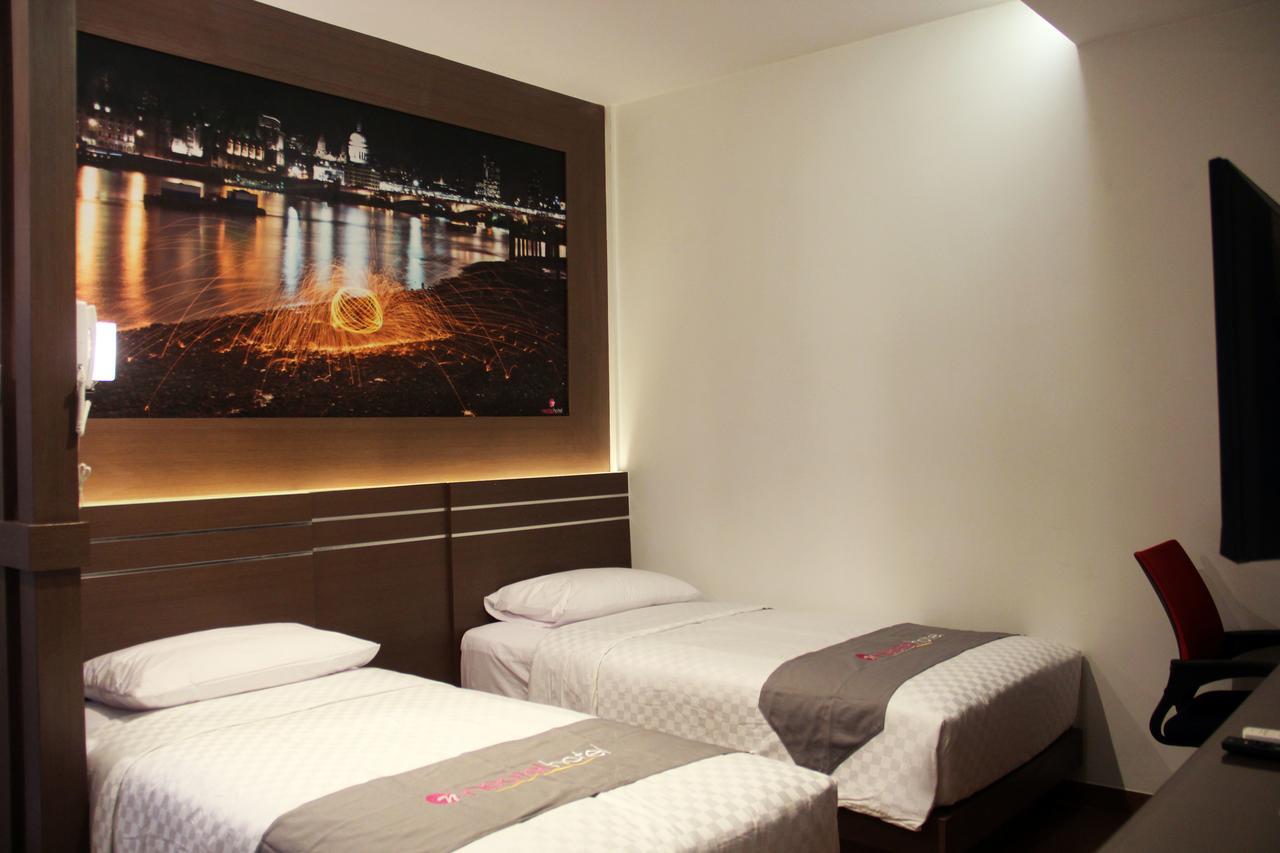 Neotel Hotel City Centre Tanjung Redep Dış mekan fotoğraf